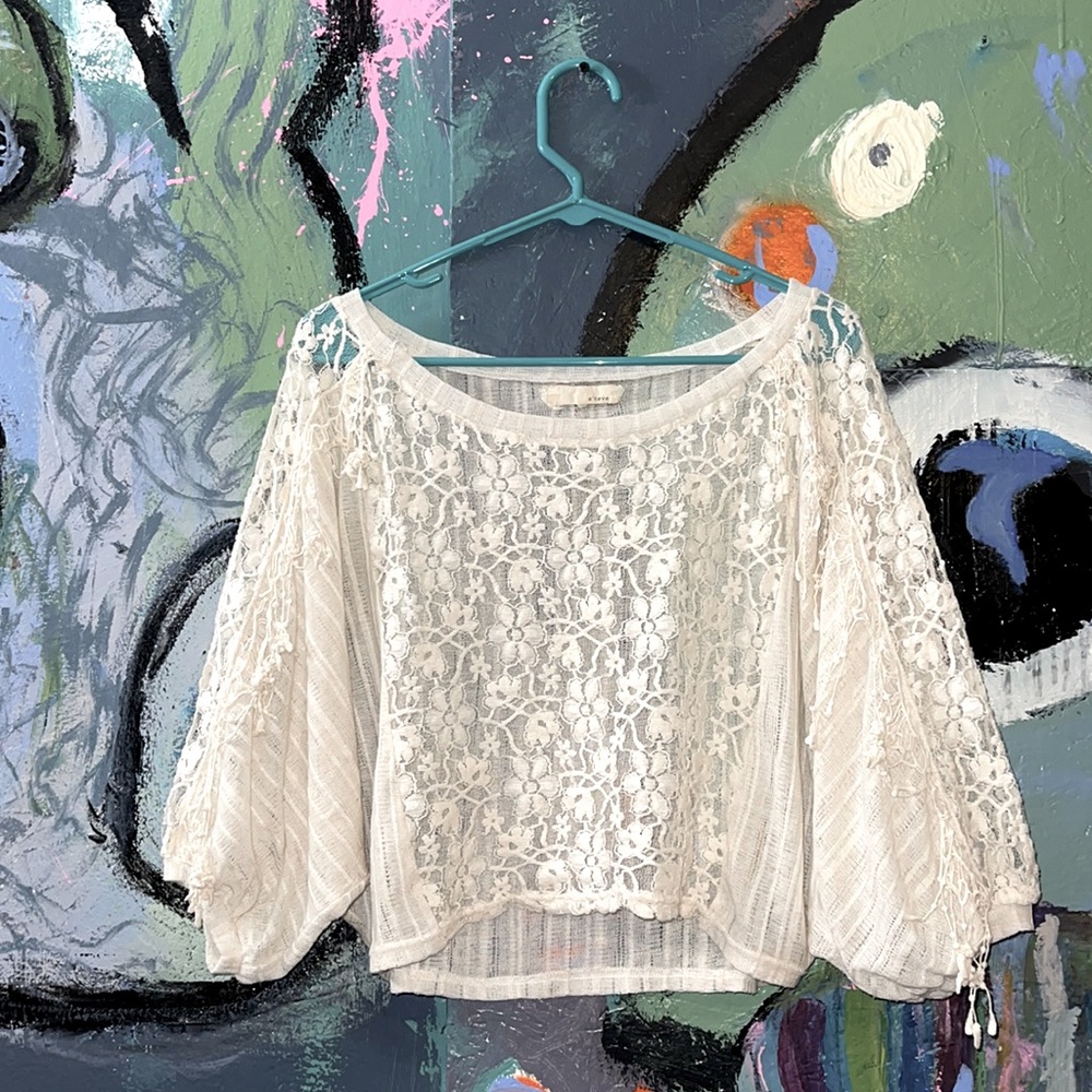 “I like to dance in flower fields” top